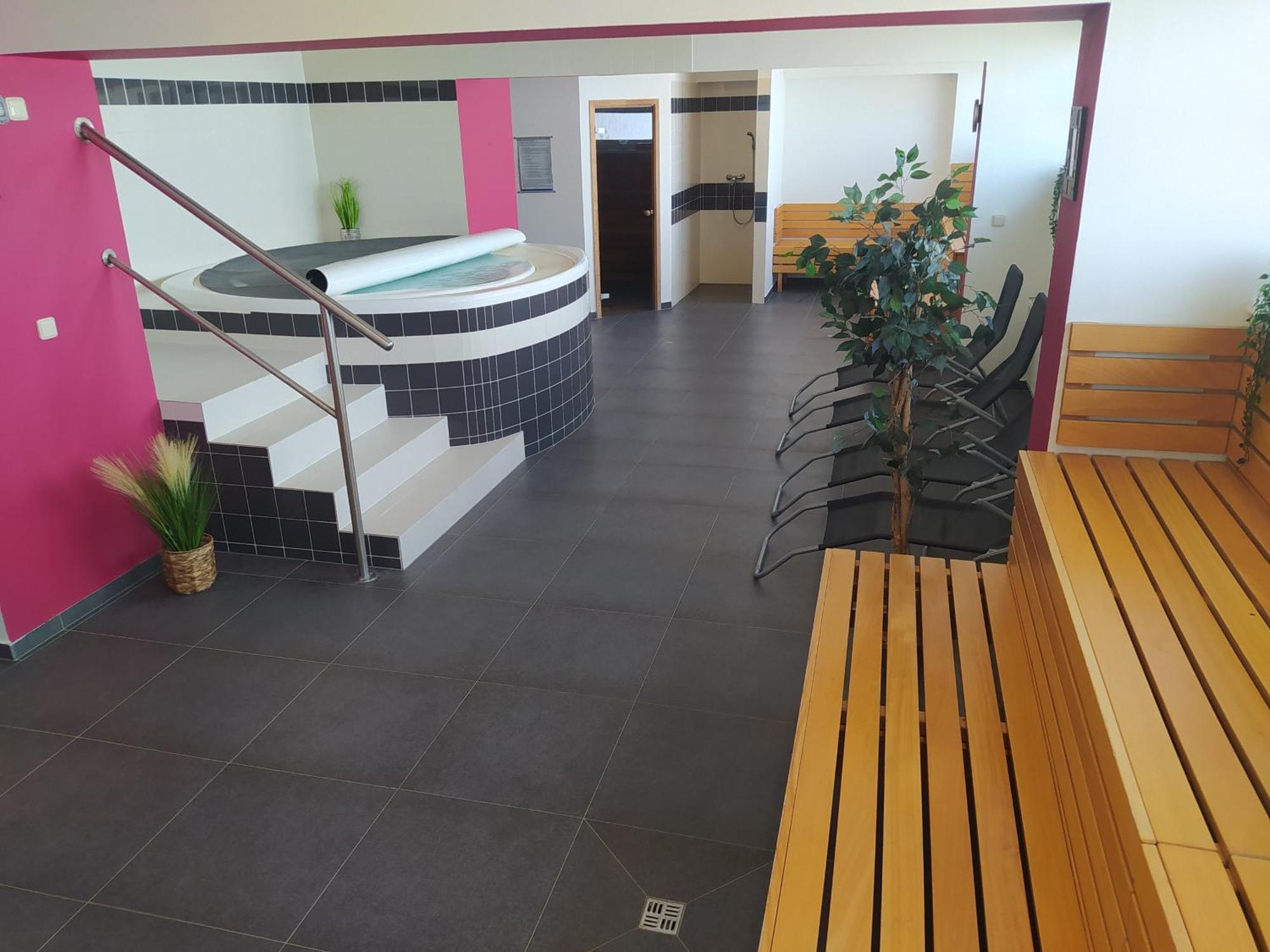 Hotel S-Centrum Benesov  Εξωτερικό φωτογραφία
