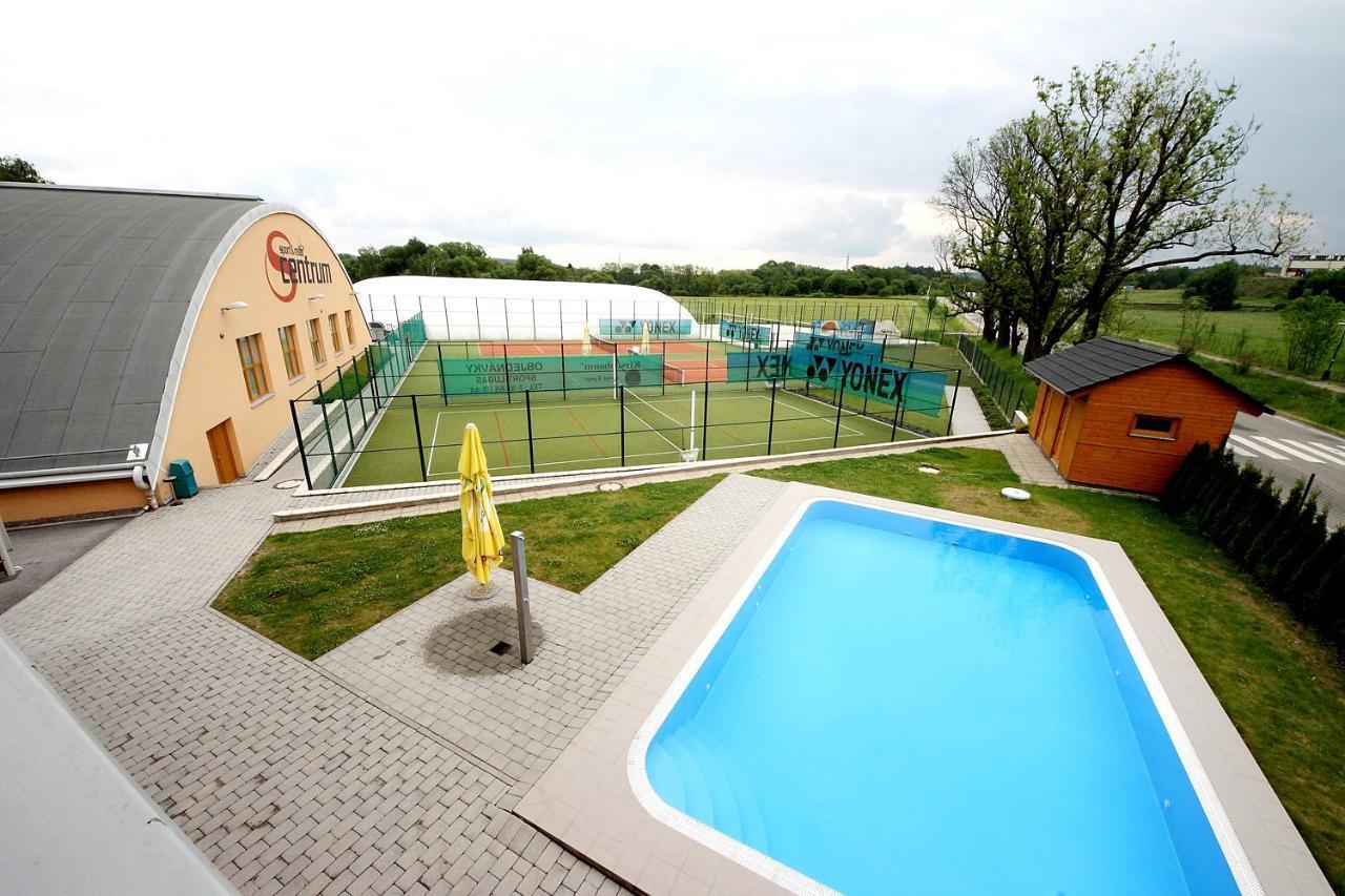 Hotel S-Centrum Benesov  Εξωτερικό φωτογραφία
